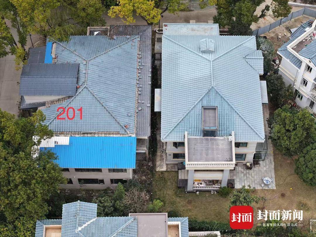 武汉查处别墅小区152栋违建，两名处级干部及其他6人被处分｜封面头条